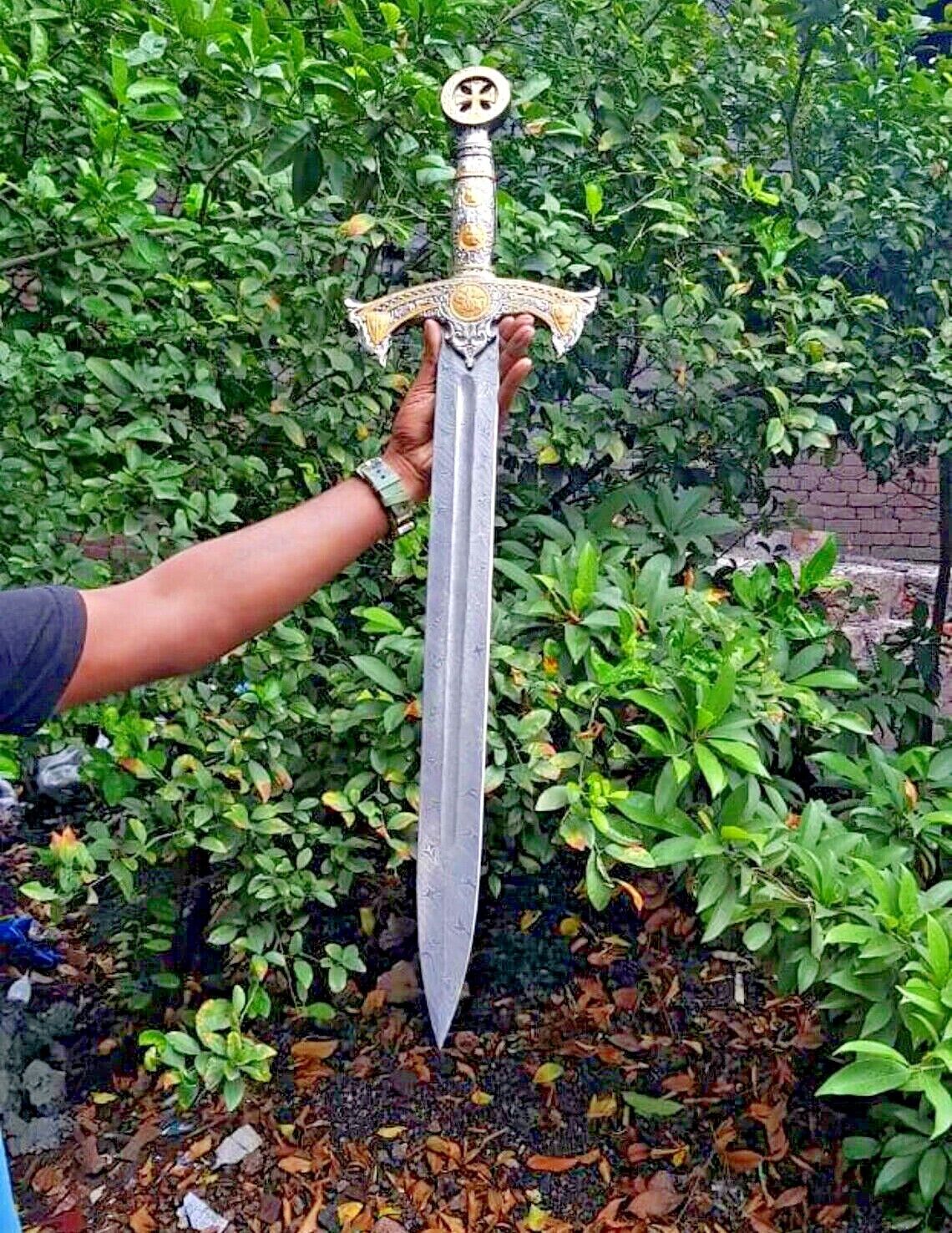 30" Beautiful Custom Handmade Damascus Steel Viking Medieval Sword, Free Sheath.