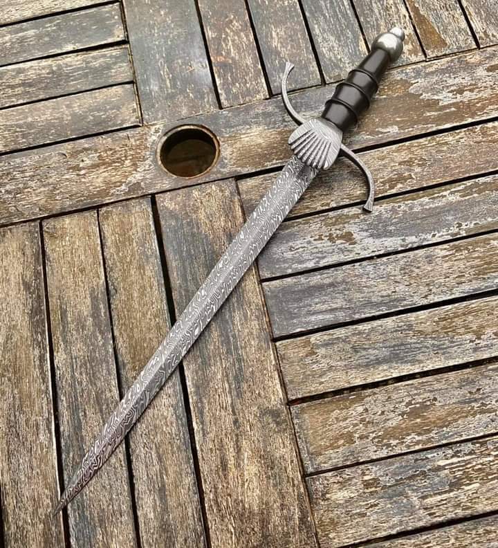 Black Smith Custom Hand Made Damascus Steel Blade Hunting Sword....34in
